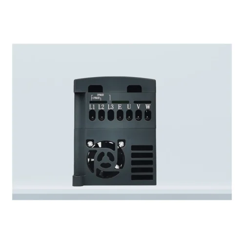 Variador monofásico a trifásico Rievtech RI9000-2S, bornera de conexión Bornera del variador Rievtech RI9000-2S con marcado L1 L2 L3 de entrada, tierra E y salida trifásica U V W