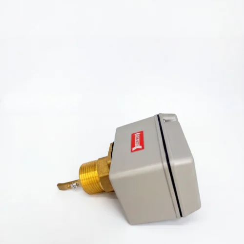 Perfil Lateral Sensor FS52 Vista lateral inclinada del sensor de flujo de líquidos LEFOO FS52 gris